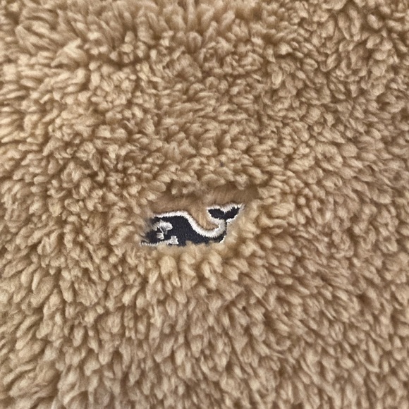 Kids Tan Fleece Vest NWT! Vineyard Vines size medium - Picture 3 of 6